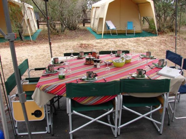 Kruger Under Canvas, dining tent
