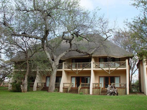 Chobe Safari Lodge, Victoria Falls & Chobe