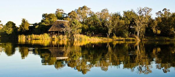 Tzaneen Country Lodge lake view