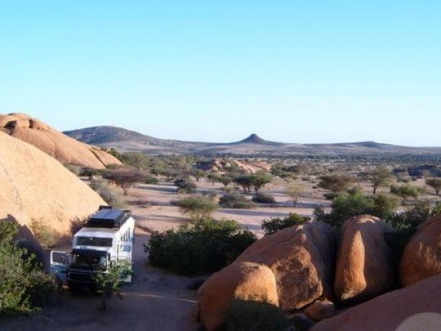 Spitzkoppe bush camping