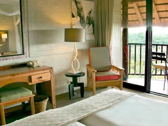 Victoria Falls Safari Lodge, lodge bedroom, Botswana and Zimbabwe