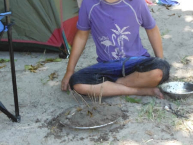 Rhian&#039;s mud cake magic - Kosi Bay, South Africa
