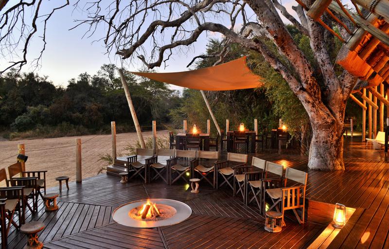 Fire Pit & Bar, Rhino Post Safari Lodge, Kruger (Upgrade Option)