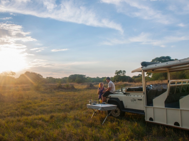 Essential Botswana, Sundowner drinks