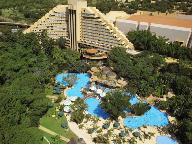 Sun City Cascades Hotel (Upgrade)