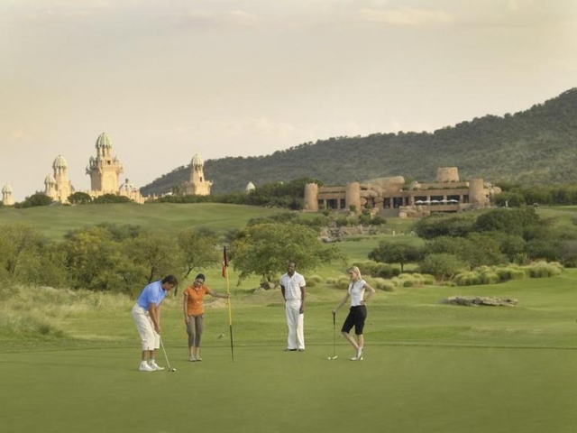 Family Holiday South Africa - Golf at Sun City