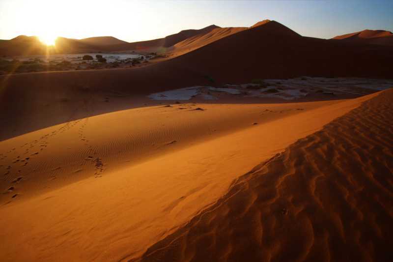 Sossusvlei sand dunes - Southern Africa holiday activities