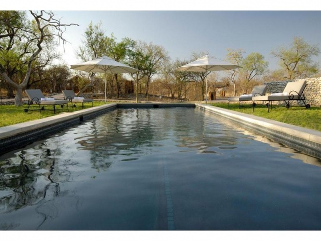 Namibia Wonders - Mushara Outpost Lodge, Pool - Etosha (Upgrade)