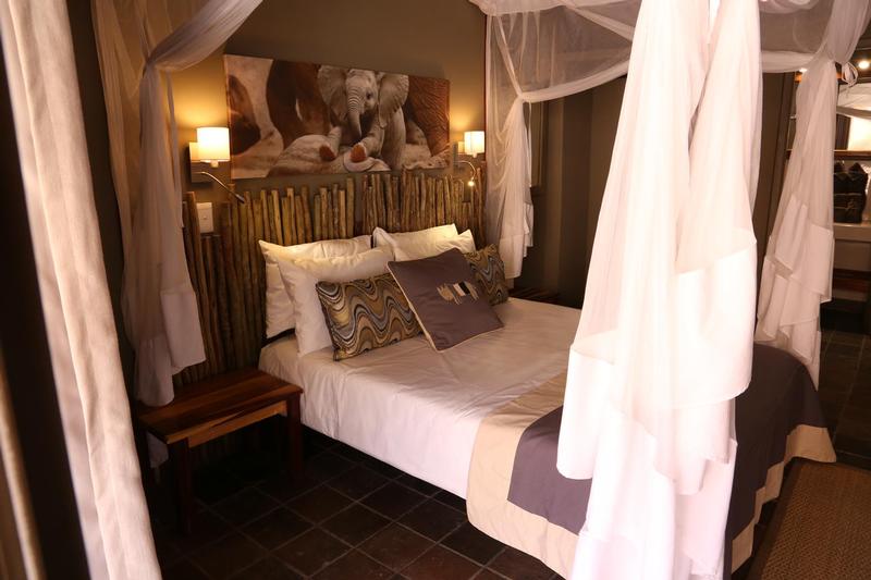 Namibia Wonders - Twyfelfontein Country Lodge, Guest Room - Damaraland (Standard)