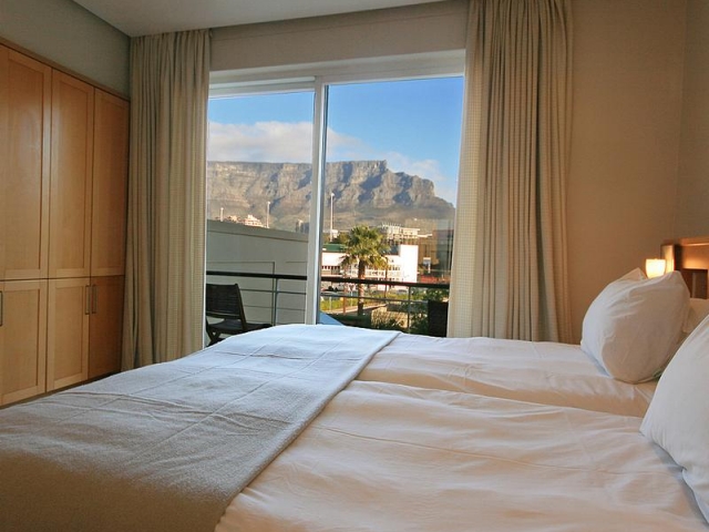 Family Holiday South Africa - Waterfront Village Apartments - Table Mountain View (Upgrade)