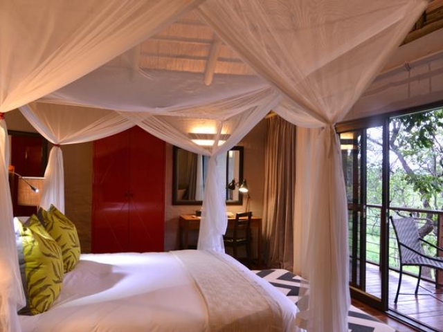 Victoria Falls Safari Suites, Suite Bedroom (Upgrade)