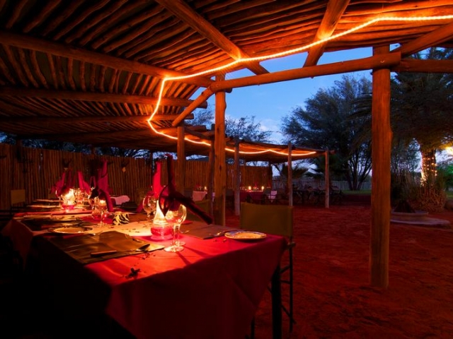 Complete Namibia - Bagatelle Kalahari Game Ranch, Restaurant