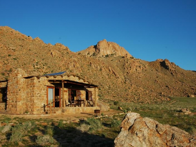 Cape to Windhoek - Eagle&#039;s Nest, Aus (Upgrade), Stone Chalets