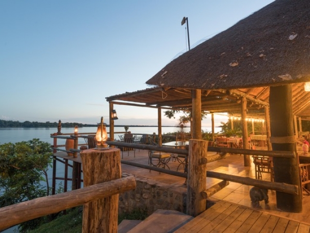 Mvuu Lodge, Lower Zambezi, Bar with a view!