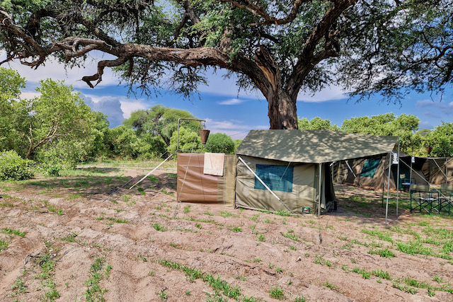 Mobile safari Botswana, Fully Serviced