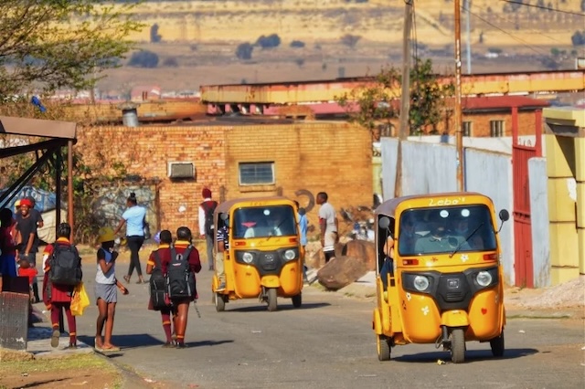 Tuk tuk tour Soweto South Africa