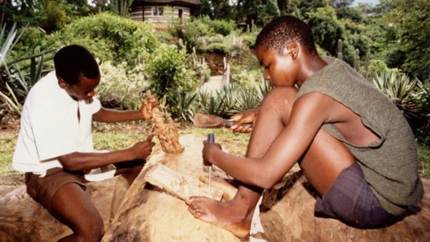 Mua Mission carvers, Malawi