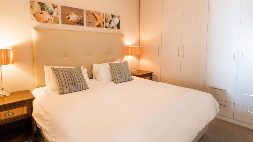 The Crystal Apartments Bedroom