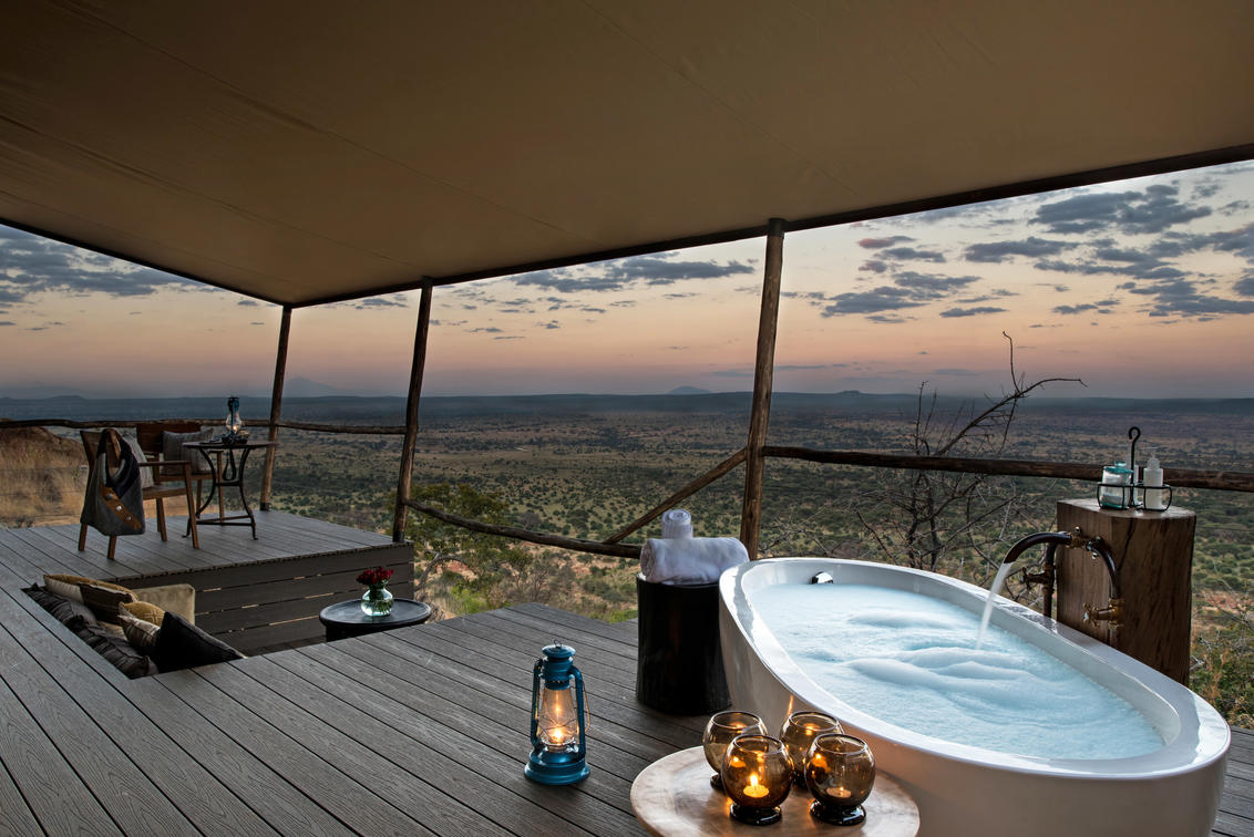 Lemala Mpingo Ridge Outdoor bath, Tarangire Tanzania
