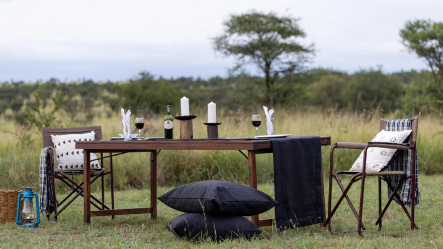 Wilderness Migration Camp Outdoor Dining, Serengeti Wilderness Migration Camp Outdoor Dining, Serengeti